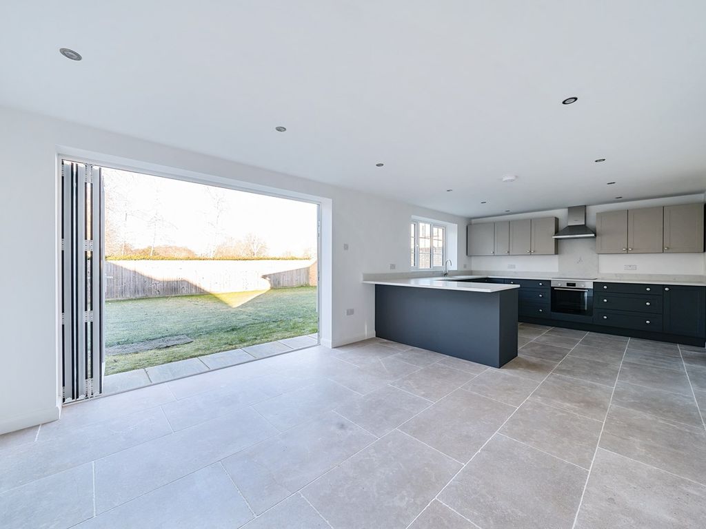 4 bed detached house for sale in Church Lane, Flitton MK45, £800,000