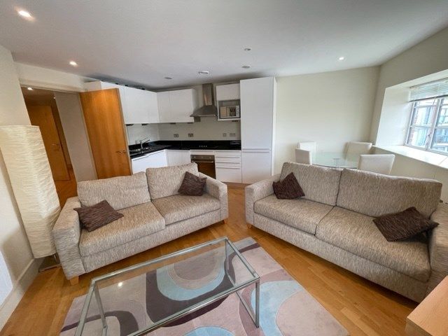 1 bed flat for sale in Hayes Road, Sully, Penarth CF64, £136,500