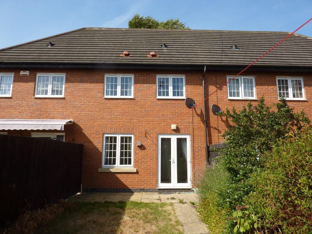 3 bed terraced house for sale in Gilpin Close, Bourne PE10, £189,995