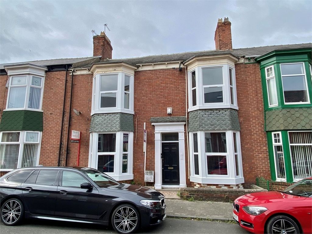 6 bed terraced house to rent in Otto Terrace, Sunderland SR2, £2,395 pcm
