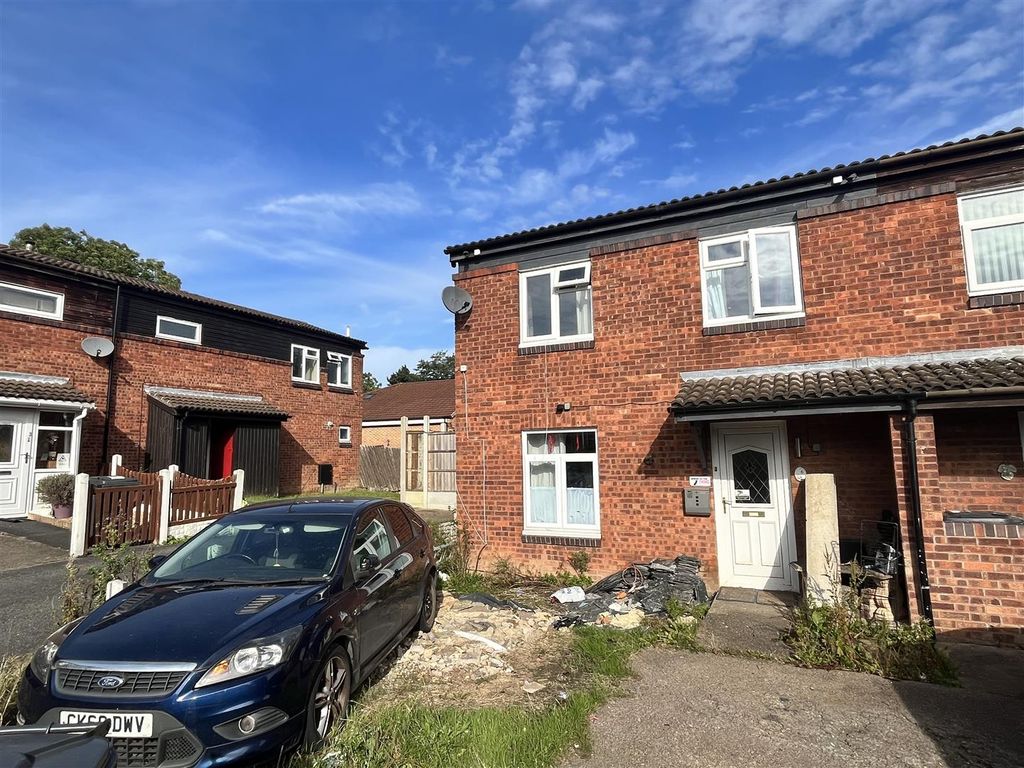 3 bed town house for sale in Draycott Court, Victoria Street, Ilkeston DE7, £75,000