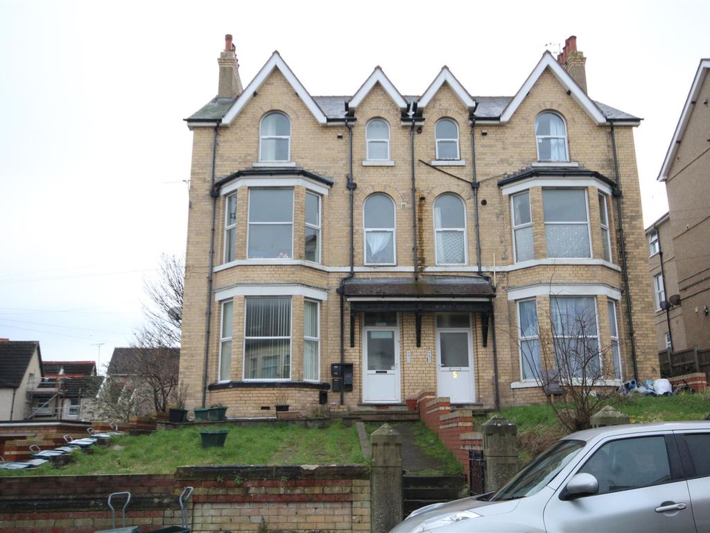 Property for sale in Meirion Gardens, Colwyn Bay LL29, £225,000