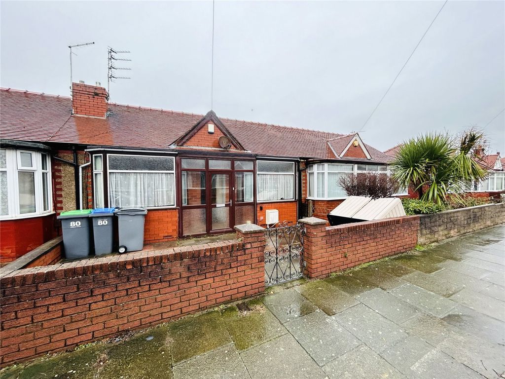 2 bed bungalow for sale in Collyhurst Avenue, Blackpool, Lancashire FY4, £110,000