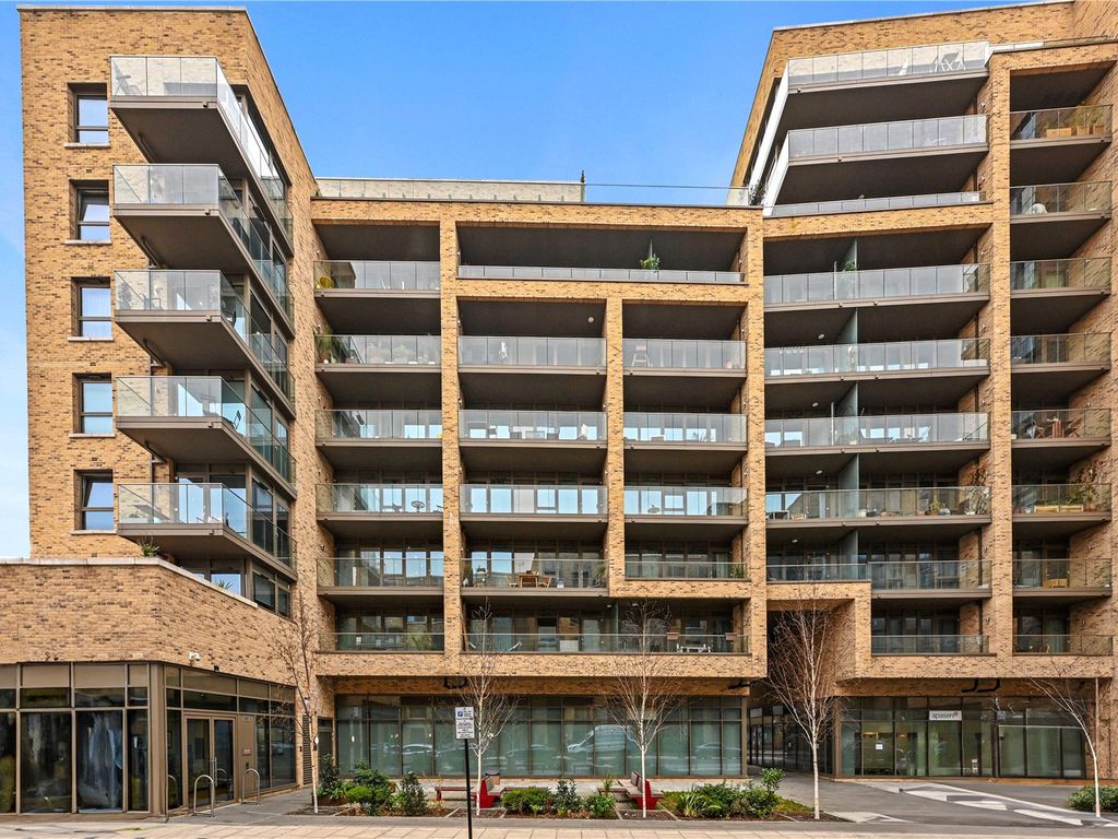 New home, 1 bed flat for sale in Hemming Street, London E1, £465,000