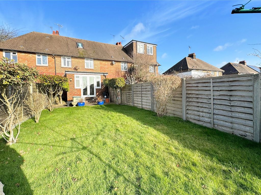 3 bed terraced house for sale in Arundel Road, Poling, Arundel, West Sussex BN18, £335,000