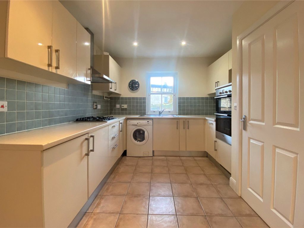 3 bed terraced house to rent in Eveleigh Avenue, Bath, Somerset BA1, £1,600 pcm