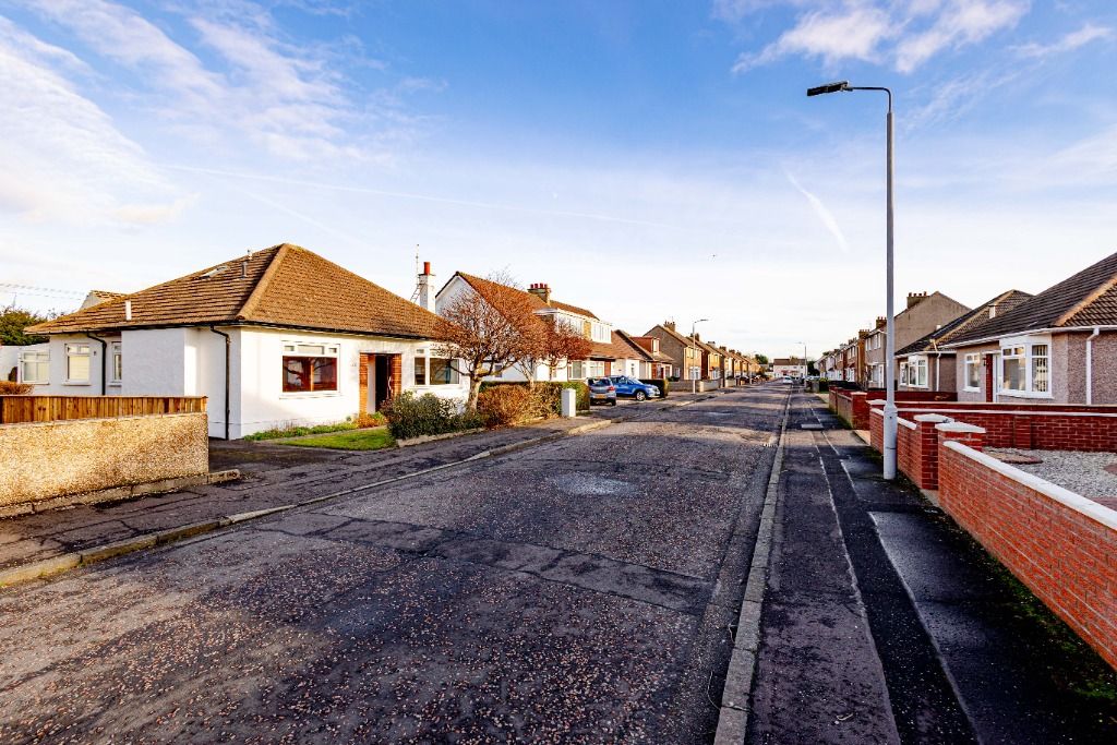 3 bed detached bungalow for sale in Tweed Street, Ayr, South Ayrshire KA8, £179,000