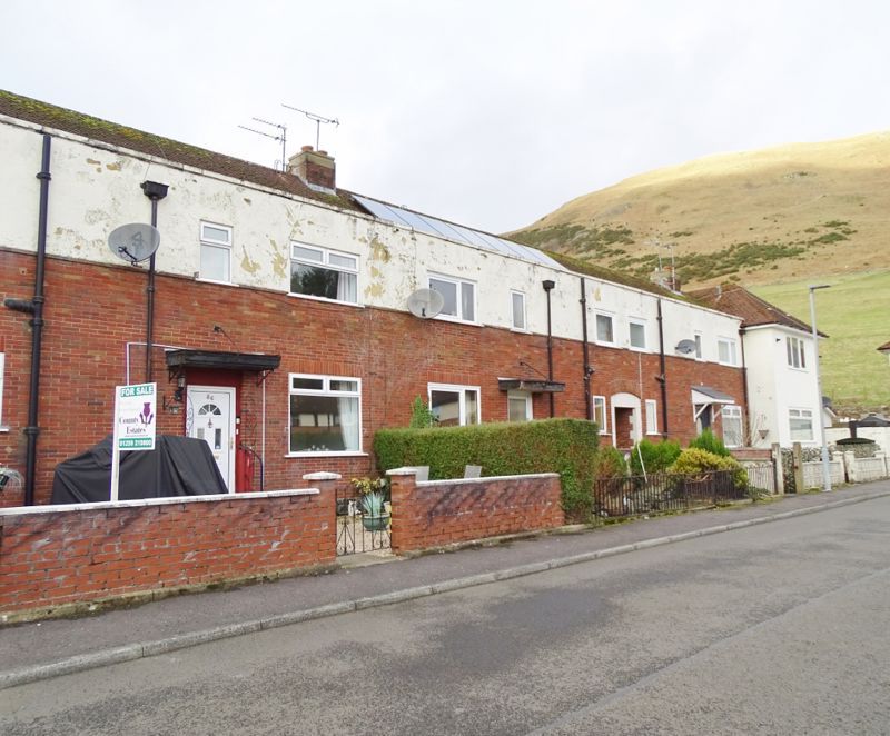 2 bed terraced house for sale in Jamieson Gardens, Tillicoultry FK13, £129,500