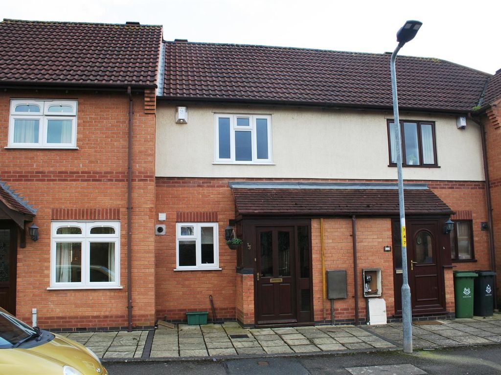 2 bed terraced house to rent in Stroma Avenue, St Peters, Worcester WR5, £850 pcm