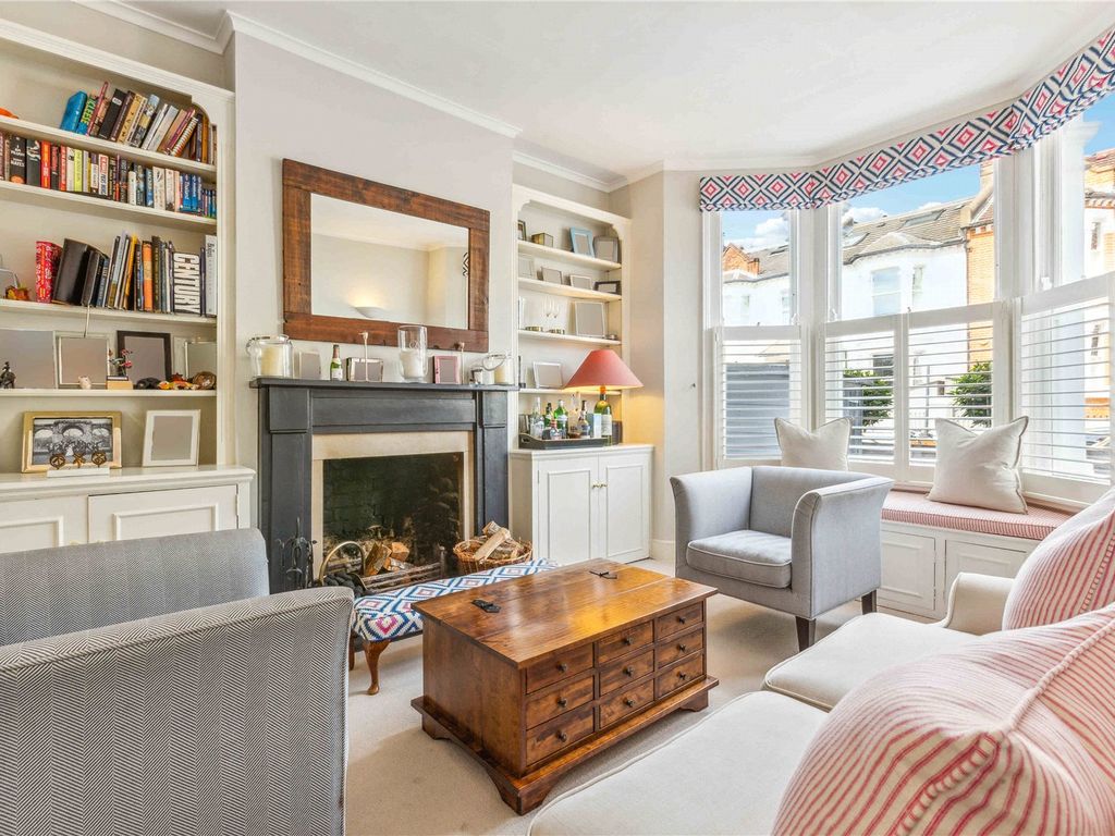 5 bed detached house for sale in Bassingham Road, London SW18, £1,400,000