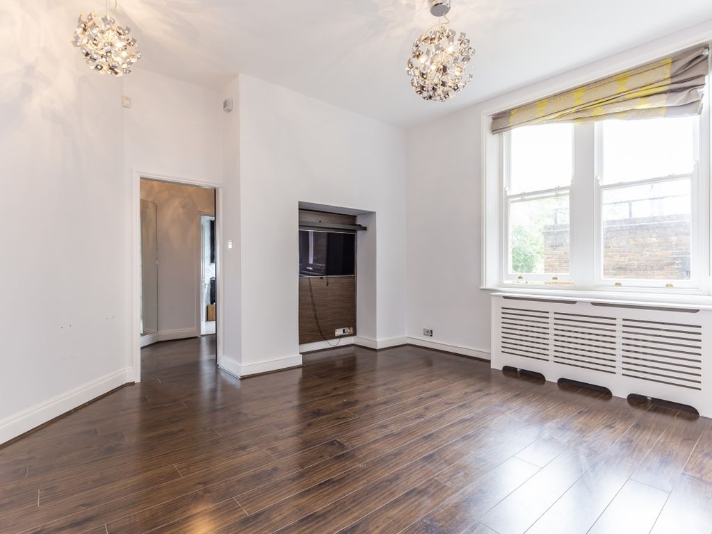 3 bed flat to rent in West End Lane, London NW6, £5,092 pcm