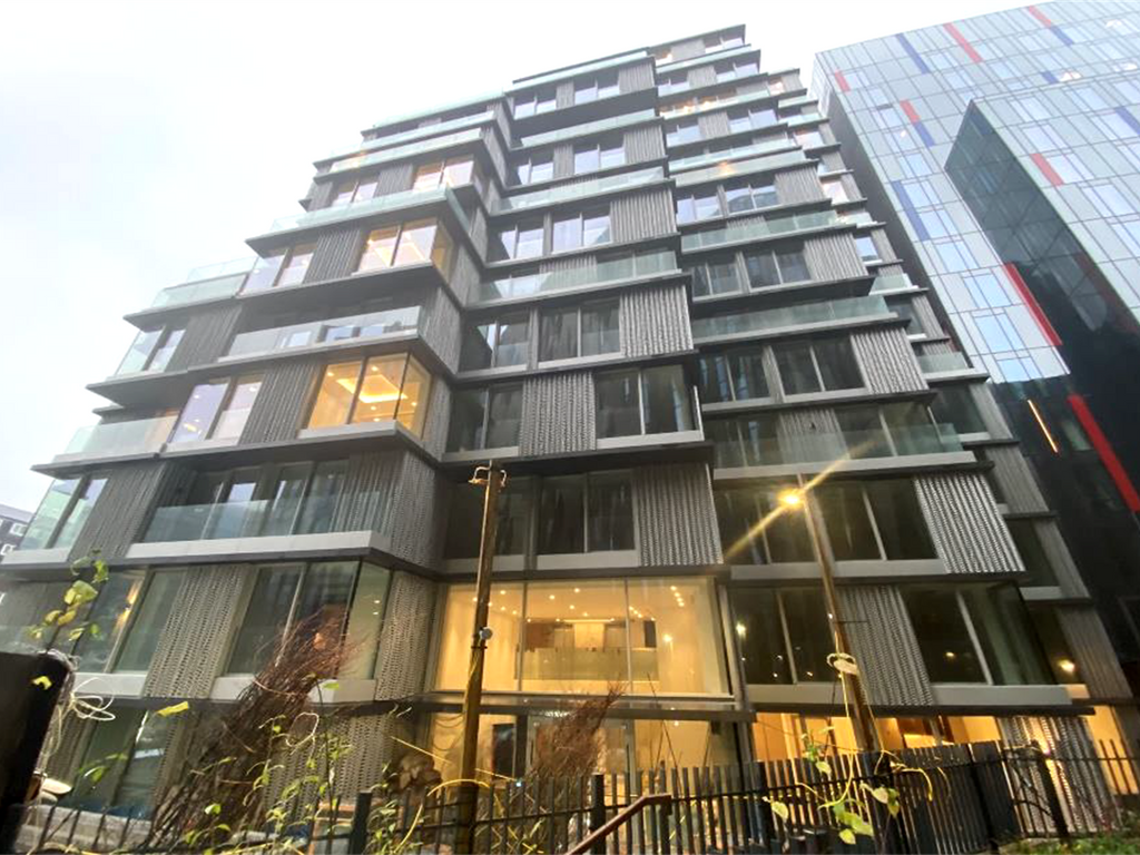 1 bed flat to rent in The Haydon, Minories EC3N, £3,467 pcm