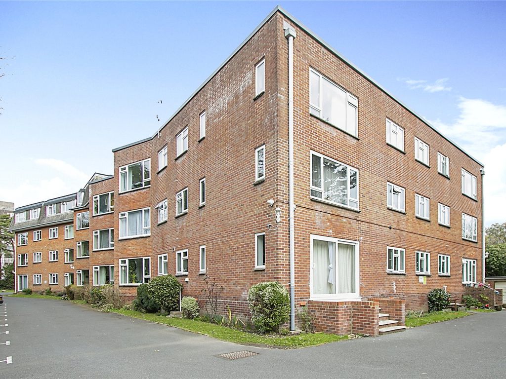 1 bed flat for sale in Christchurch Road, Bournemouth BH1, £170,000