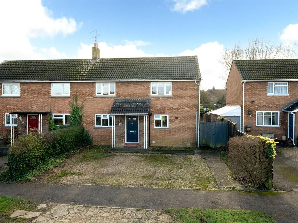 Property for sale in West Dene, Gaddesden Row, Hertfordshire HP2, £475,000