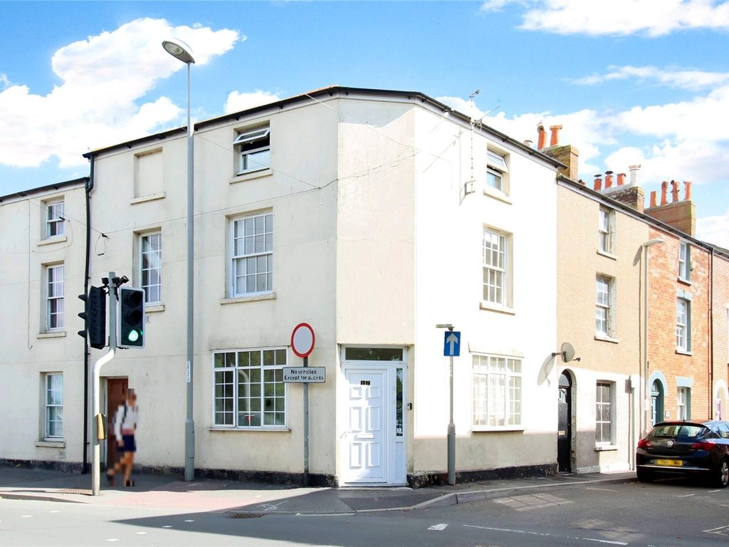 1 bed flat for sale in Commercial Road, Weymouth, Dorset DT4, £90,000