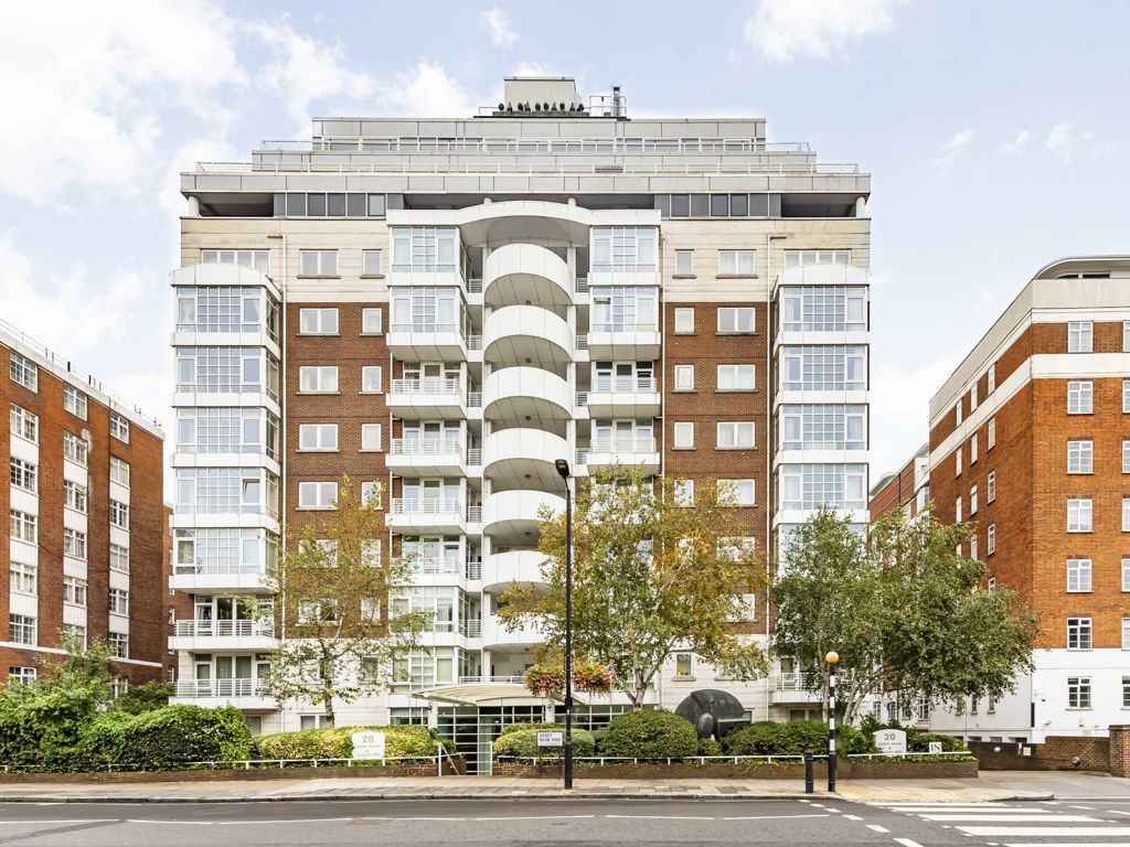 3 bed flat for sale in Abbey Road, London NW8, £1,500,000