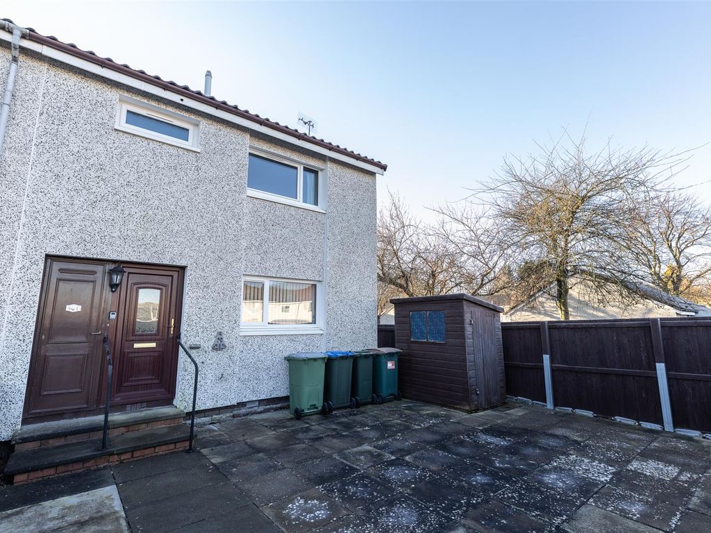 2 bed end terrace house for sale in Coll Place, Perth PH1, £128,000