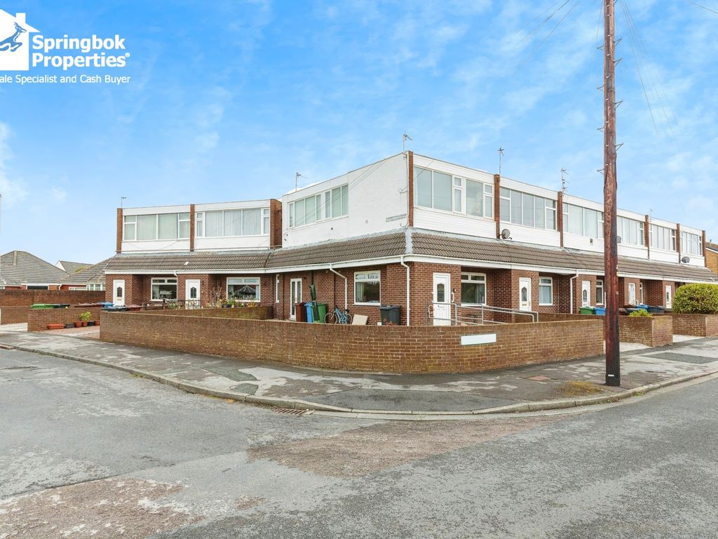 2 bed flat for sale in Tuxford Road, Lytham St Annes, Lancashire FY8, £100,000