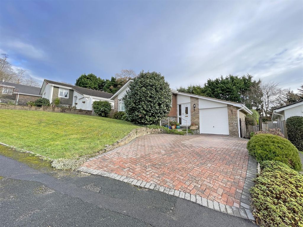 3 bed detached bungalow for sale in Ruthven Close, Eggbuckland, Plymouth PL6, £400,000