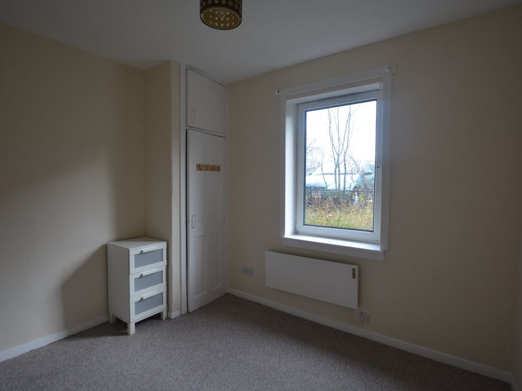 1 bed flat to rent in West Pilton Gardens, Pilton, Edinburgh EH4, £800 pcm