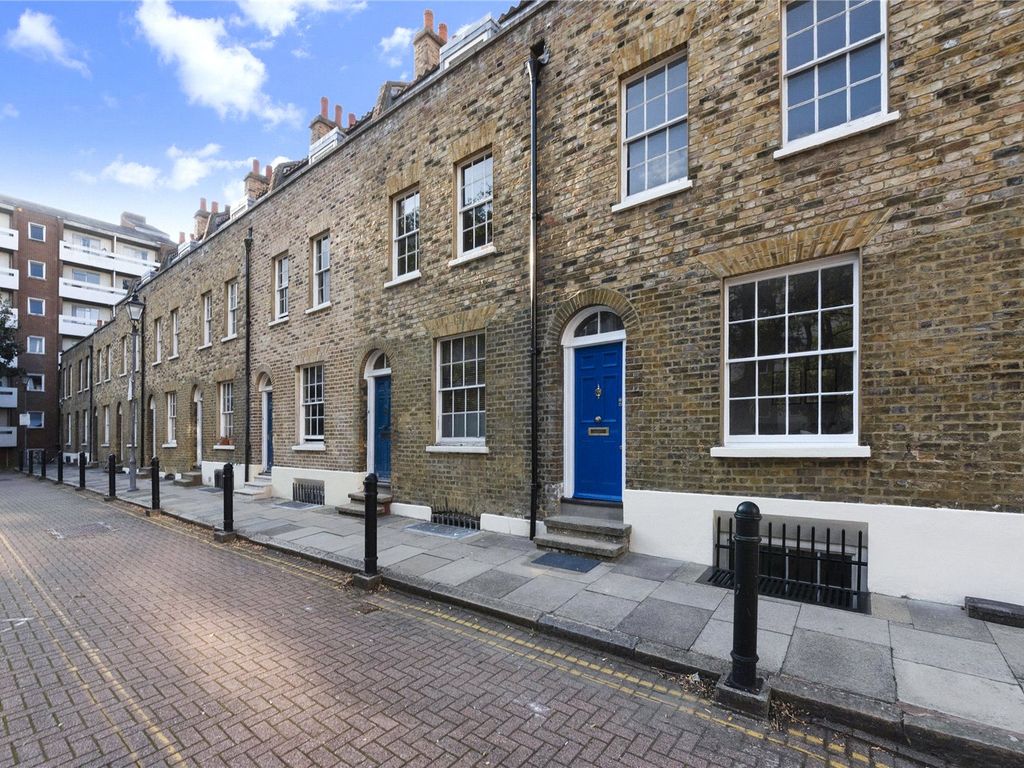 3 bed terraced house for sale in Walden Street, London E1, £725,000