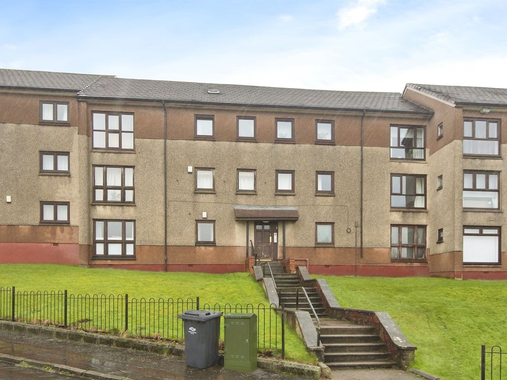 1 bed flat for sale in Moorfoot Avenue, Paisley PA2, £50,000
