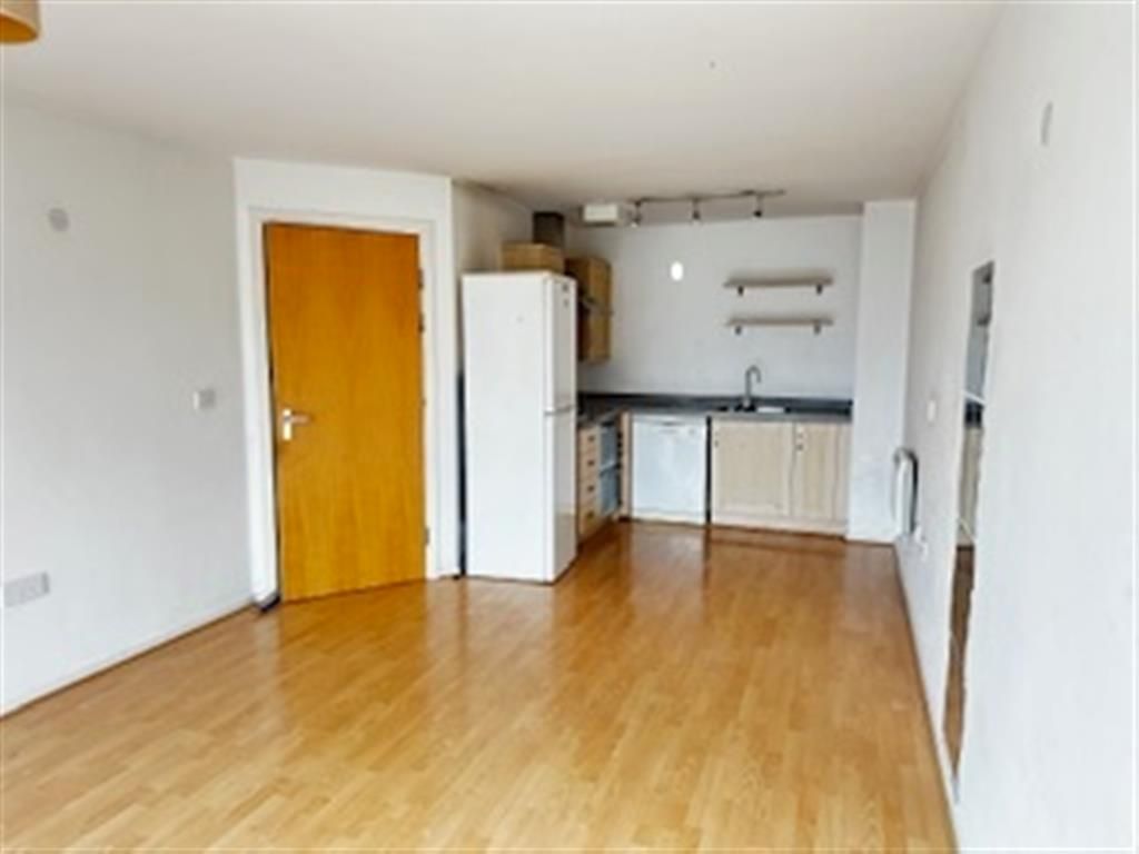 1 bed flat for sale in Millsands, Sheffield S3, £100,000