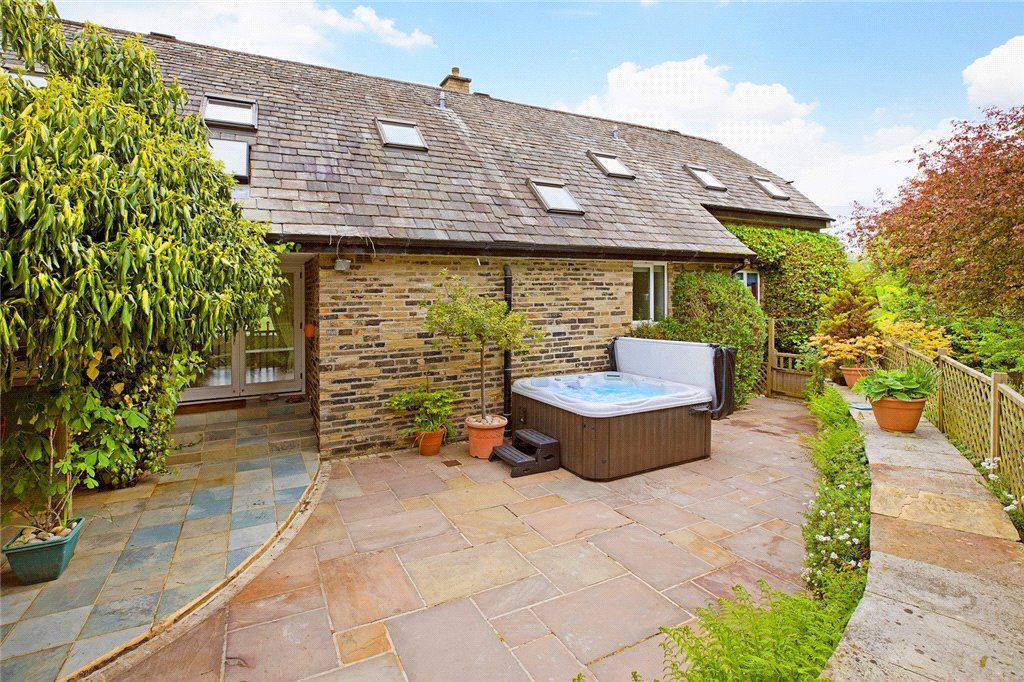 6 bed detached house for sale in Ben Rhydding Drive, Ilkley, West Yorkshire LS29, £1,495,000
