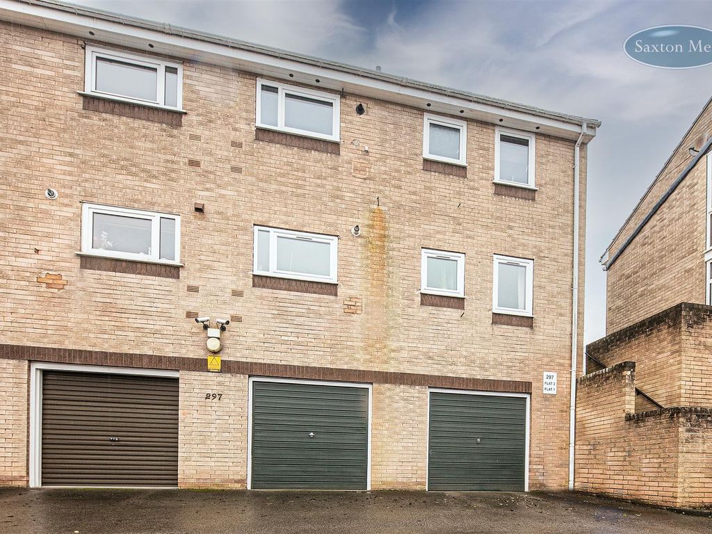 2 bed flat for sale in Worrall Road, Wadsley, Sheffield S6, £160,000