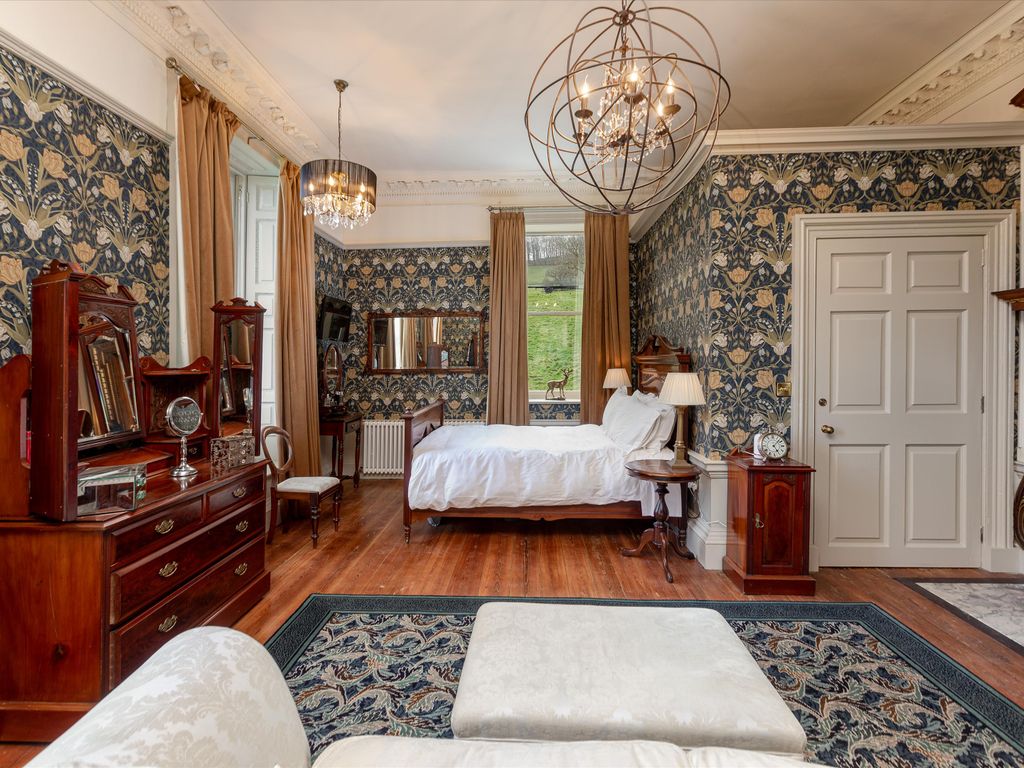 4 bed flat for sale in Yorke Suite, Marske Hall, Marske, Richmond, North Yorkshire DL11, £550,000