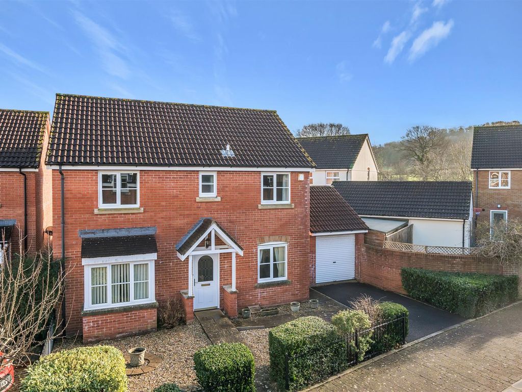 4 bed detached house for sale in Hither Acre, Ilminster TA19, £350,000