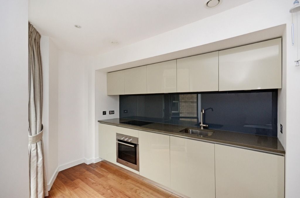 2 bed flat for sale in City Lofts, 7 St Pauls Square, City Centre, Sheffield S1, £175,000