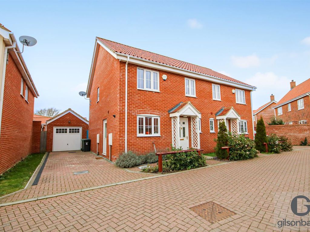 3 bed semi-detached house for sale in Wellesley Close, Poringland, Norwich NR14, £290,000