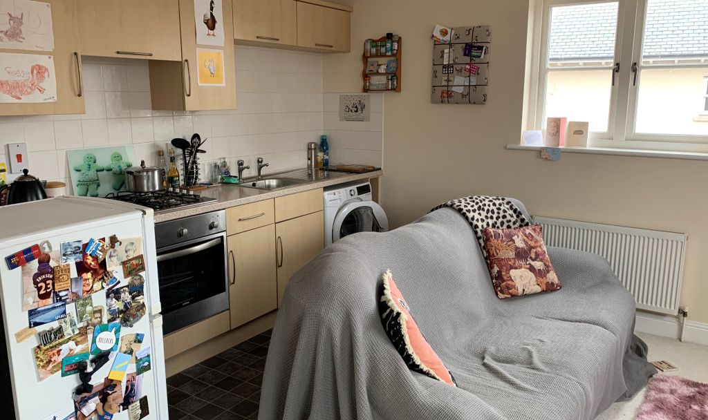 2 bed flat for sale in Billingsmoor Lane, Poundbury DT1, £99,470