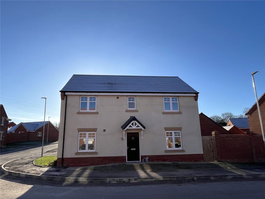 New home, 4 bed detached house for sale in Cleve Wood, Thornbury BS35, £212,000