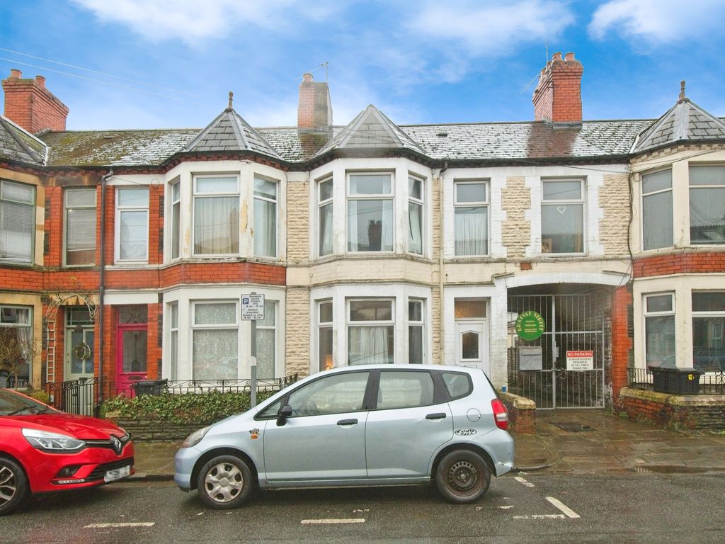 5 bed terraced house for sale in Braeval Street, Cardiff CF24, £320,000