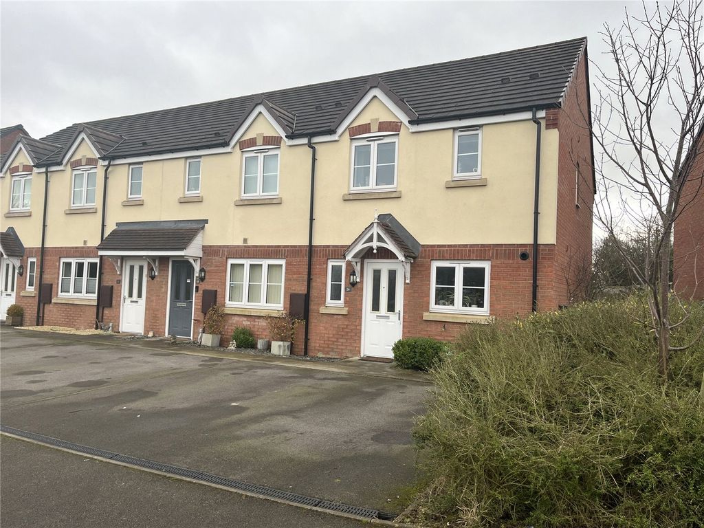3 bed end terrace house for sale in Holgate Drive, Shrewsbury, Shropshire SY1, £249,950