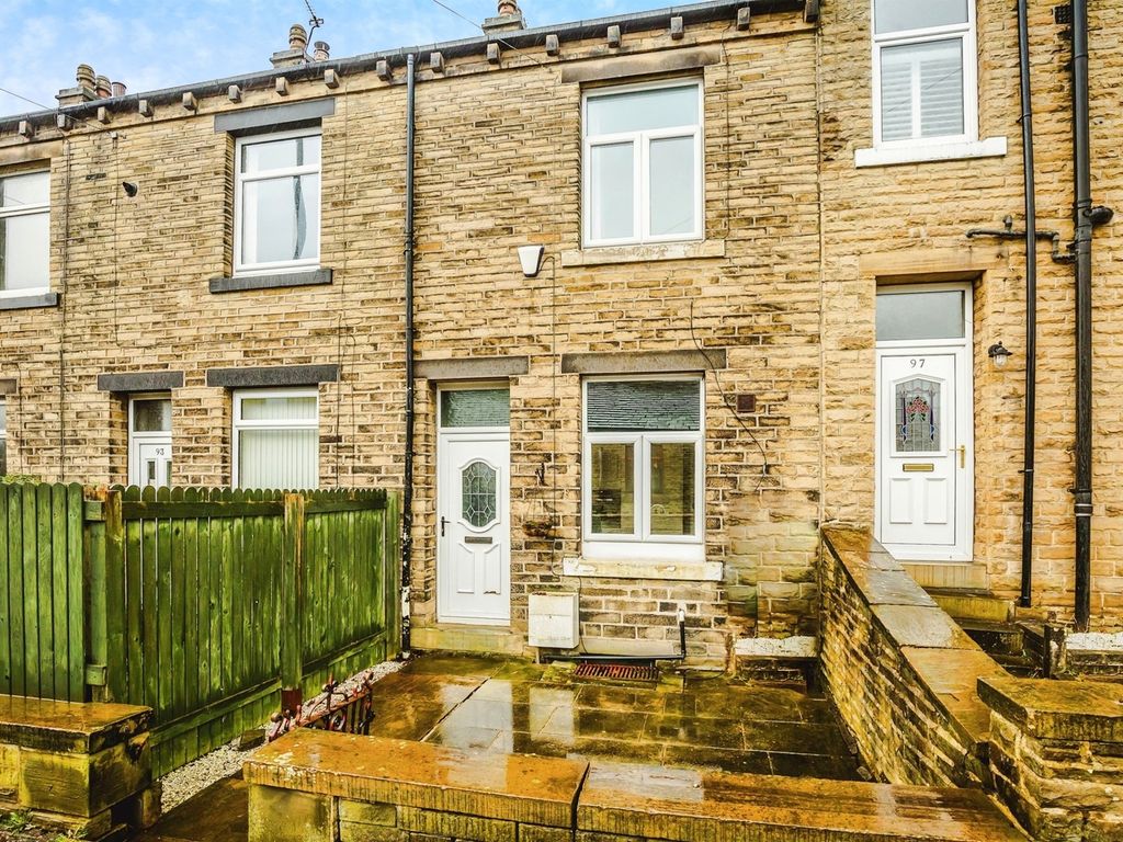 2 bed terraced house for sale in Park Road, Elland HX5, £150,000