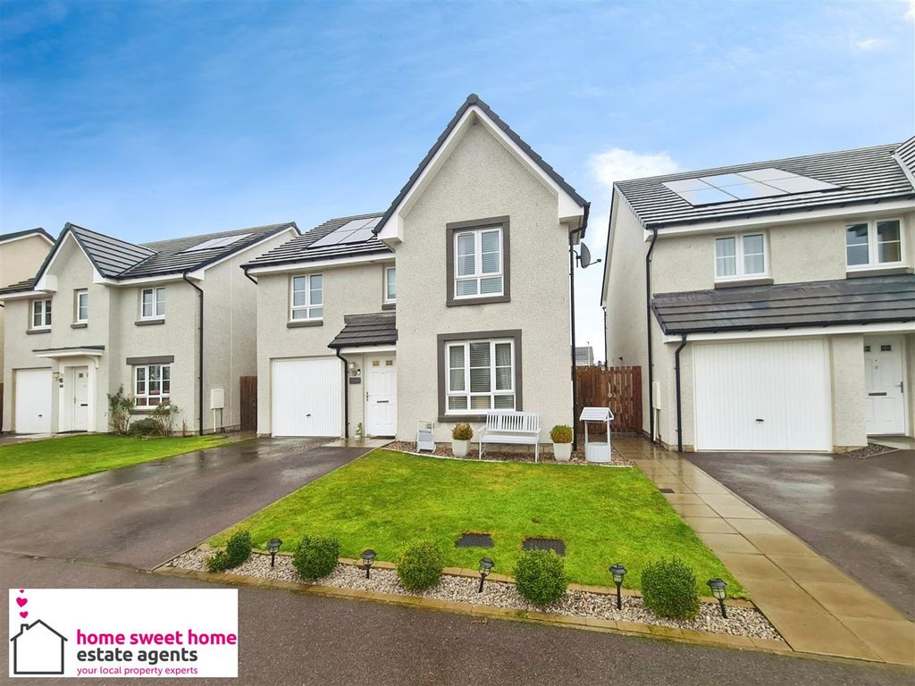 4 bed property for sale in Appin Drive, Stratton IV2, £315,000