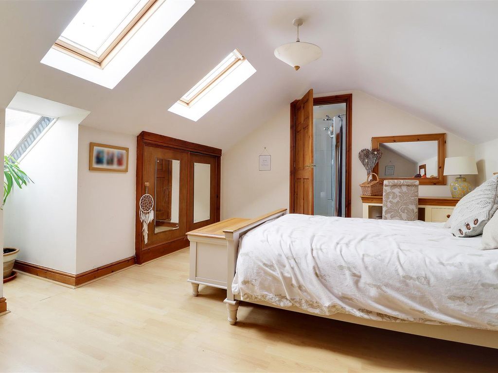 2 bed barn conversion for sale in Staddlethorpe Lane, Blacktoft, Goole DN14, £220,000