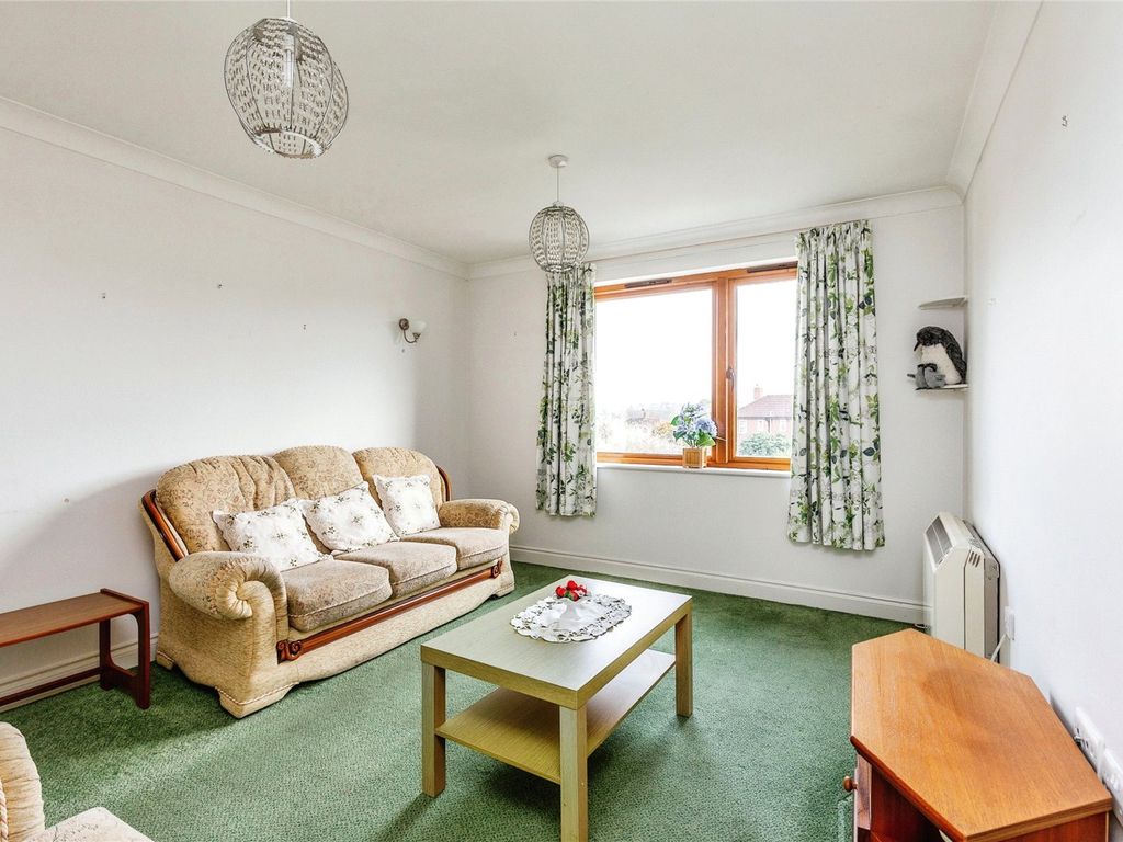 1 bed flat for sale in Shirehampton Road, Bristol BS9, £115,000