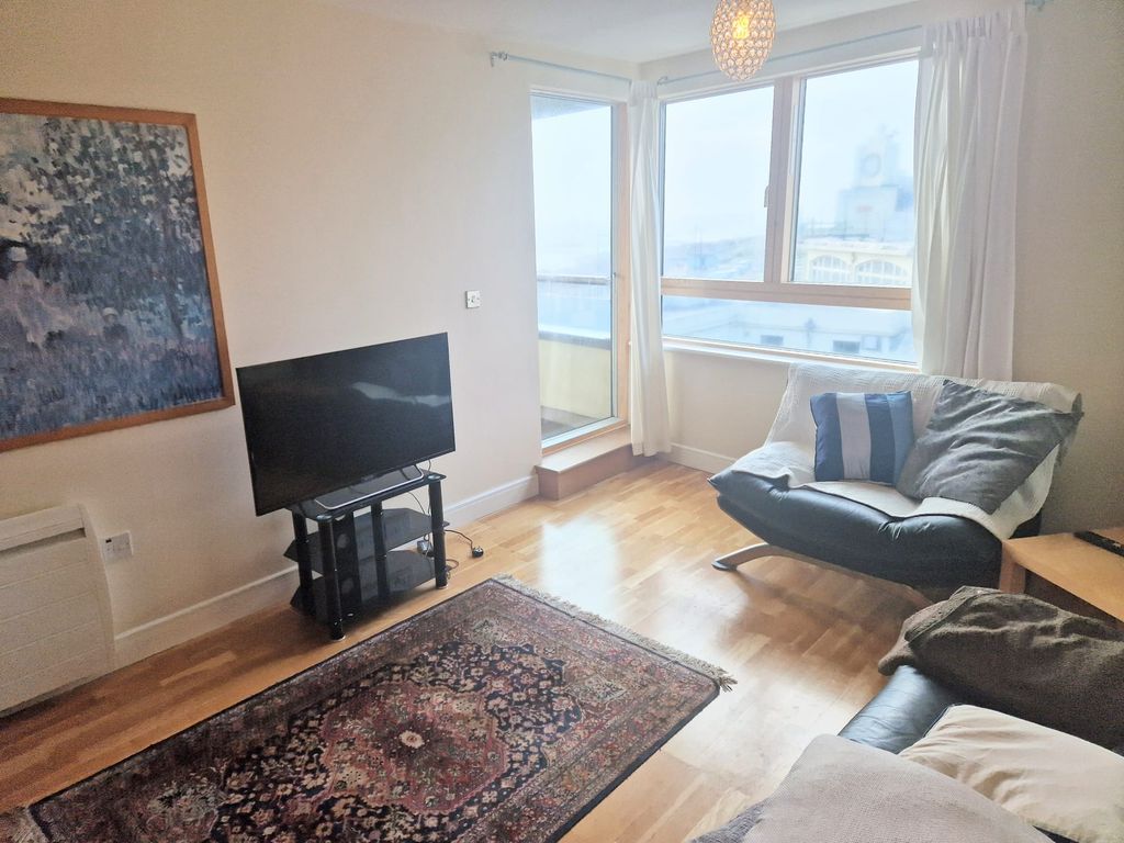 2 bed flat for sale in Esplanade, Porthcawl CF36, £280,000