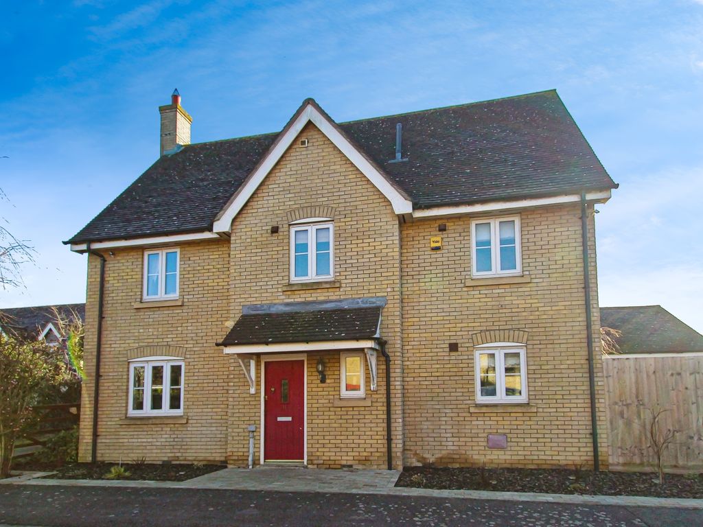 5 bed detached house for sale in Clare Drive, Cambridge CB23, £630,000
