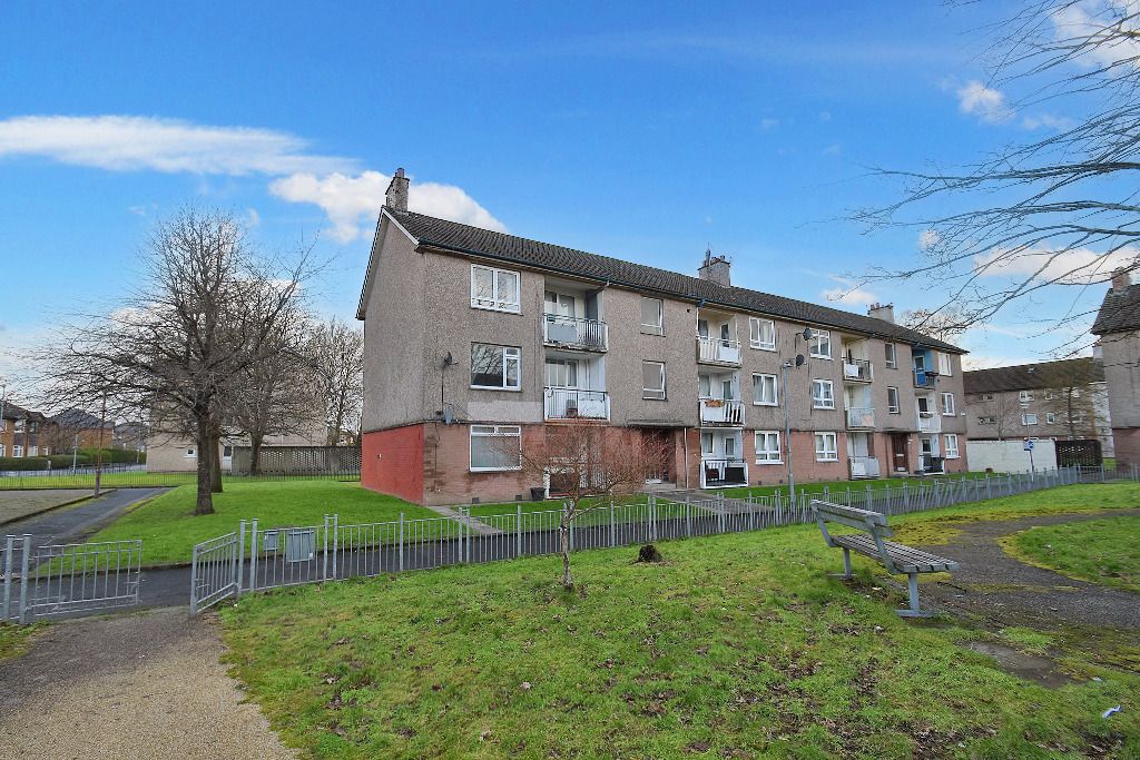 2 bed flat for sale in 2/1 26 Kinnell Square, Cardonald, Glasgow G52, £65,000