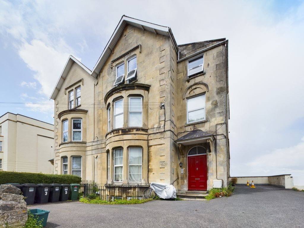 2 bed flat for sale in Wellington Terrace, Clevedon, North Somerset BS21, £280,000