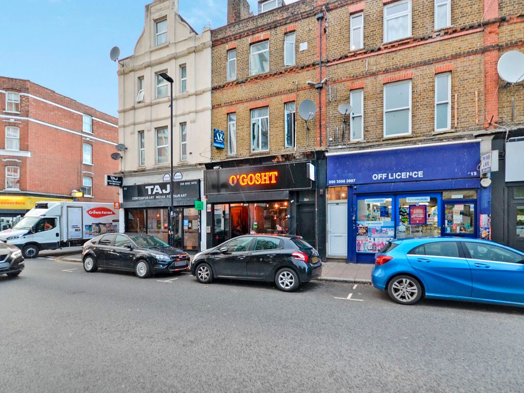 Restaurant/cafe to let in Churchfield Road, London W3, £20,000 pa
