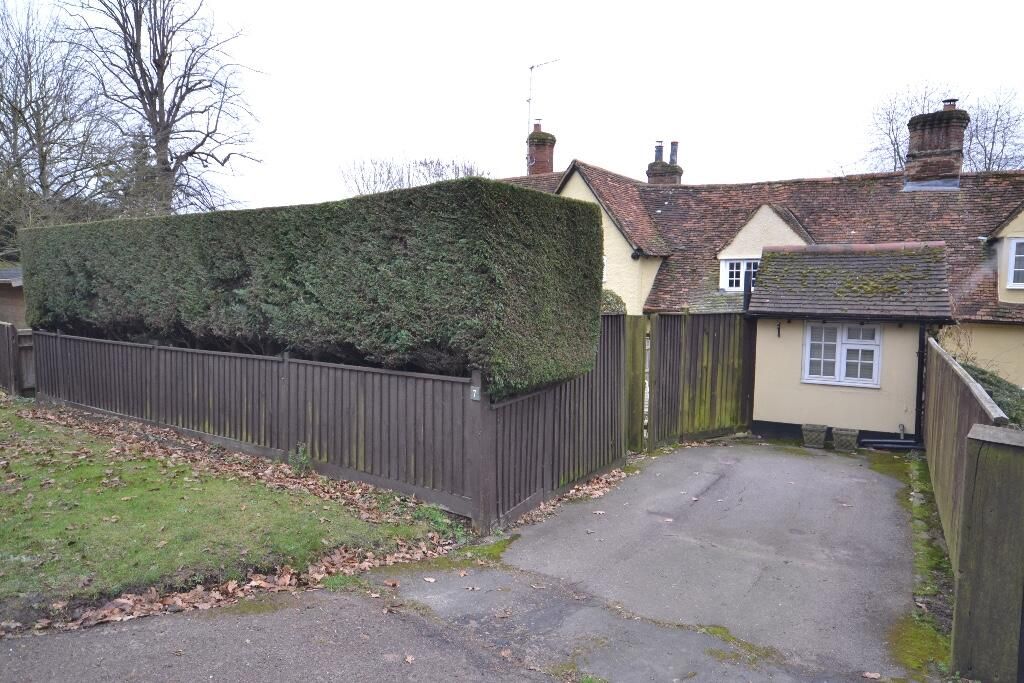 2 bed cottage for sale in Thorley Street, Bishop's Stortford CM23, £310,000