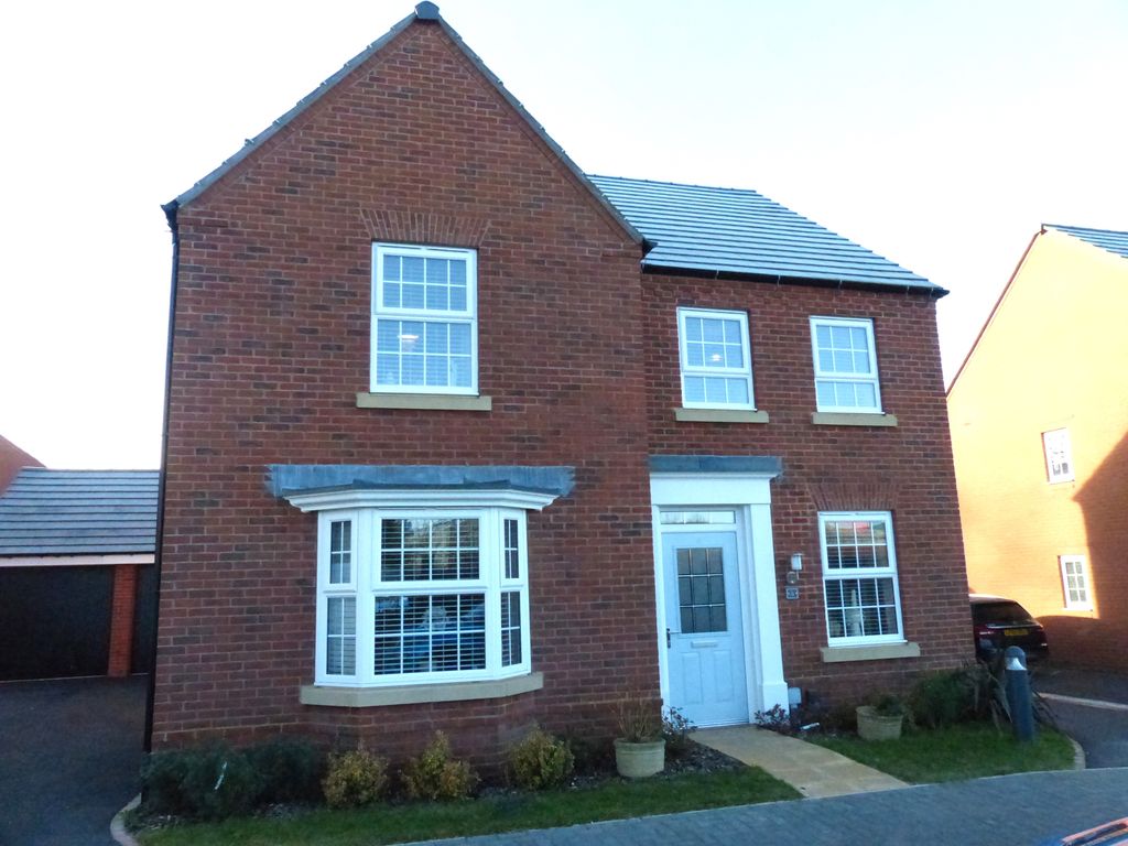 4 bed detached house for sale in Harlow Way, Ashbourne DE6, £459,500