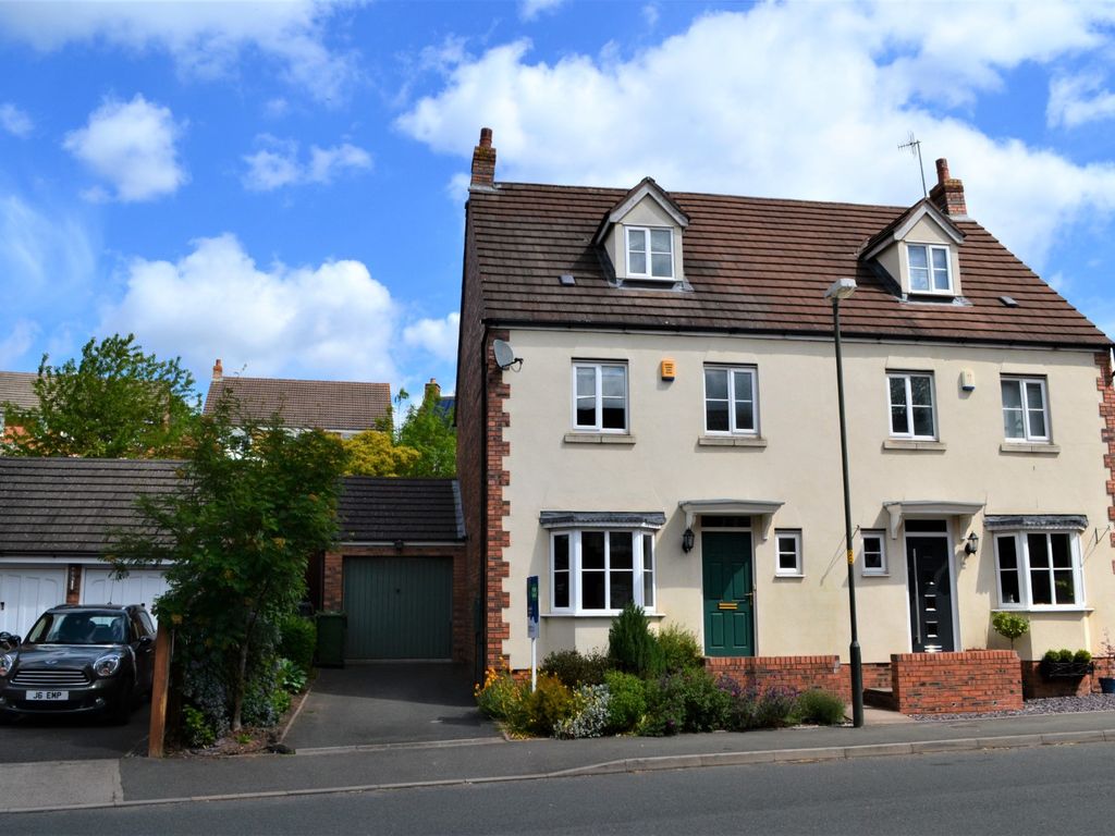 4 bed semi-detached house to rent in Royal Worcester Crescent, Bromsgrove B60, £1,250 pcm