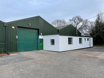 Light industrial to let in Ball Hill, Newbury RG20, £41,250 pa